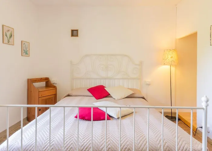 Meri - Vna225 By Interhome Perledo